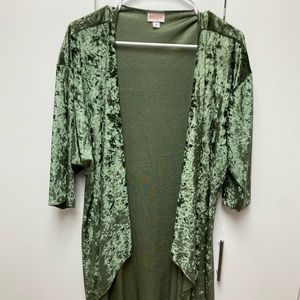 LuLaRoe Shirley sz M, green crushed velvet